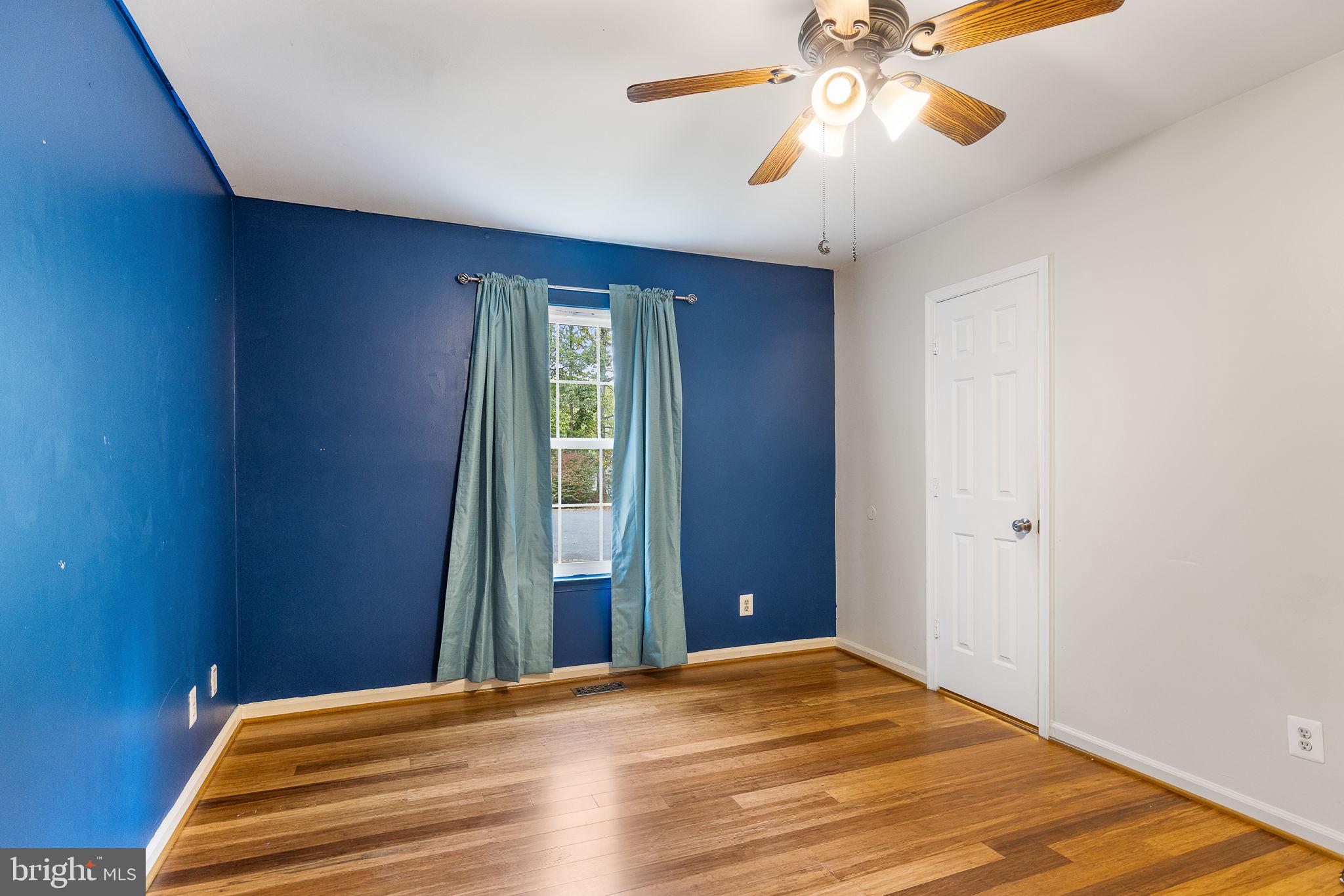 10000 KNOTTY PINE COURT