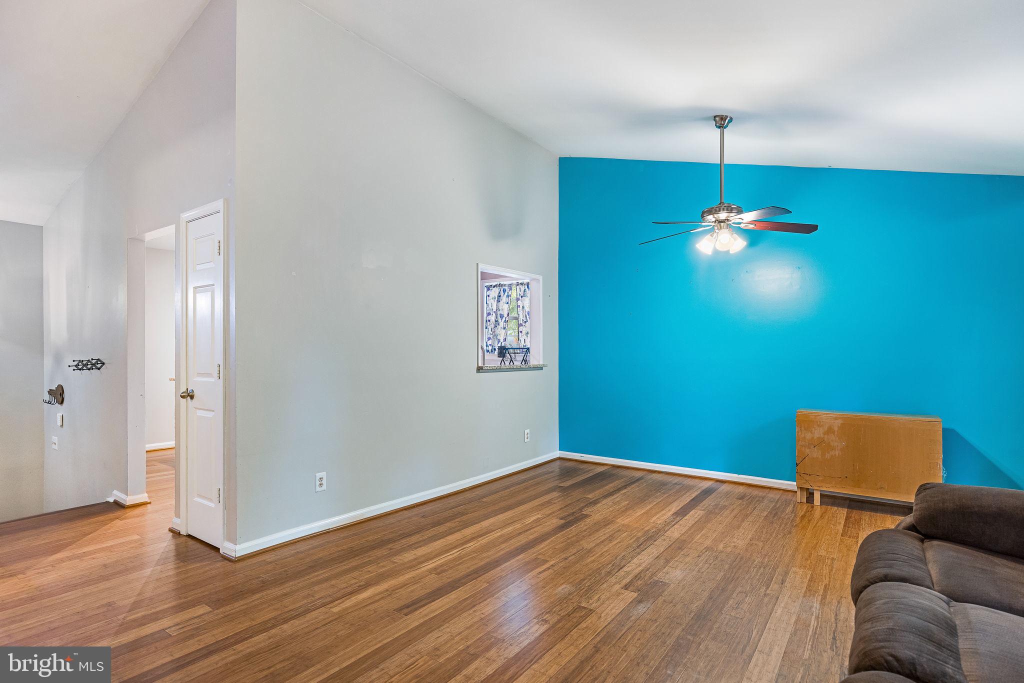 10000 KNOTTY PINE COURT