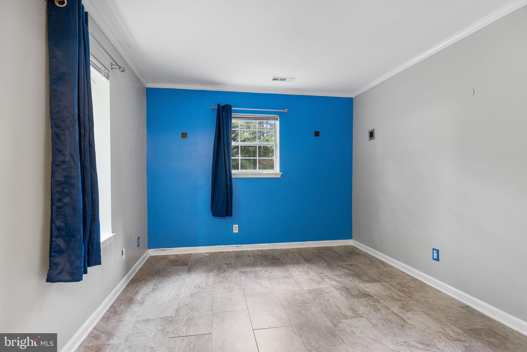 10000 KNOTTY PINE COURT