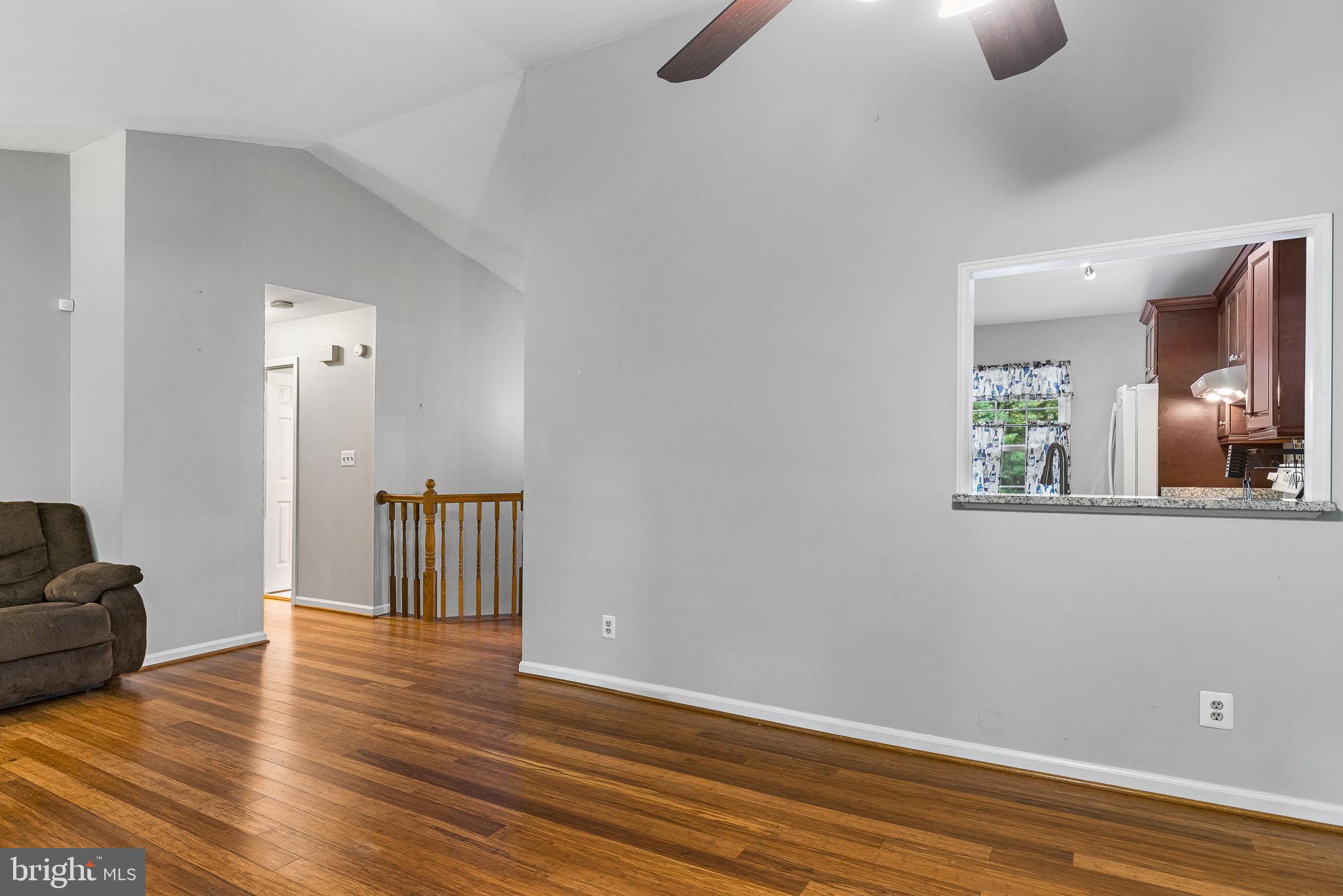 10000 KNOTTY PINE COURT