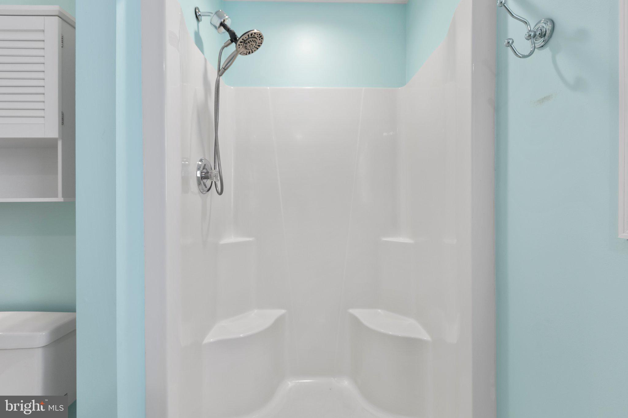 10705 WHISPERING WAY