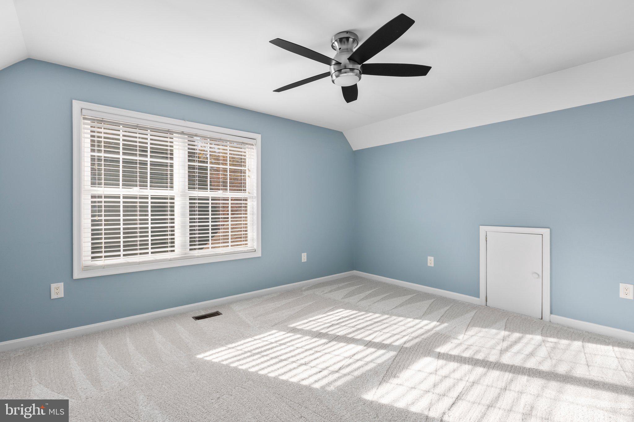 10705 WHISPERING WAY