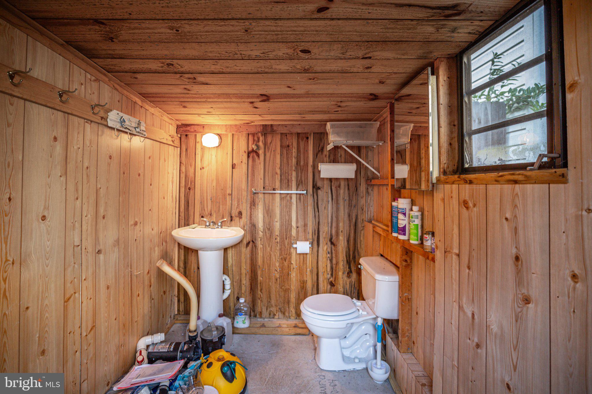 7220 LORD BARTON DRIVE