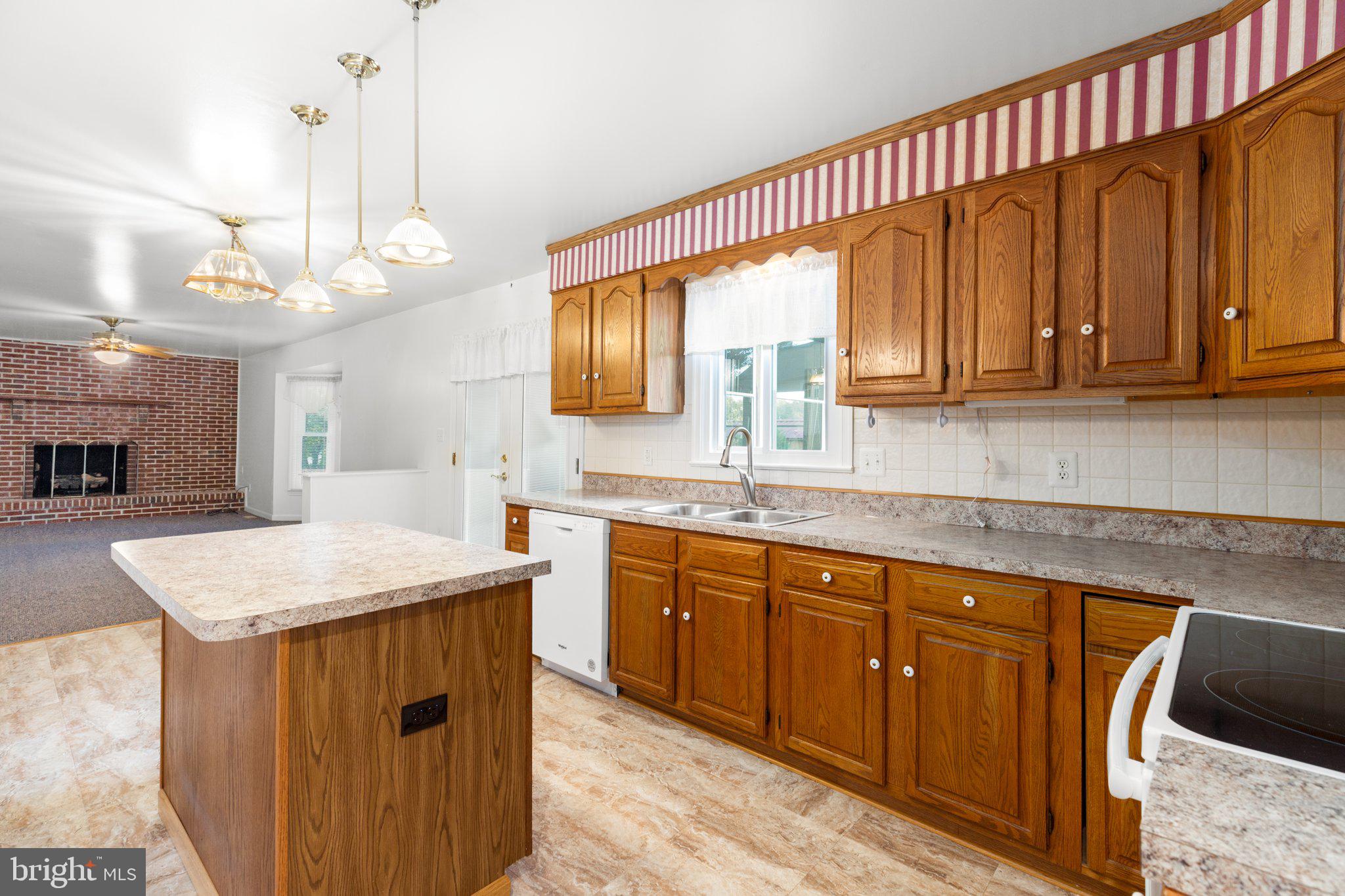 7220 LORD BARTON DRIVE