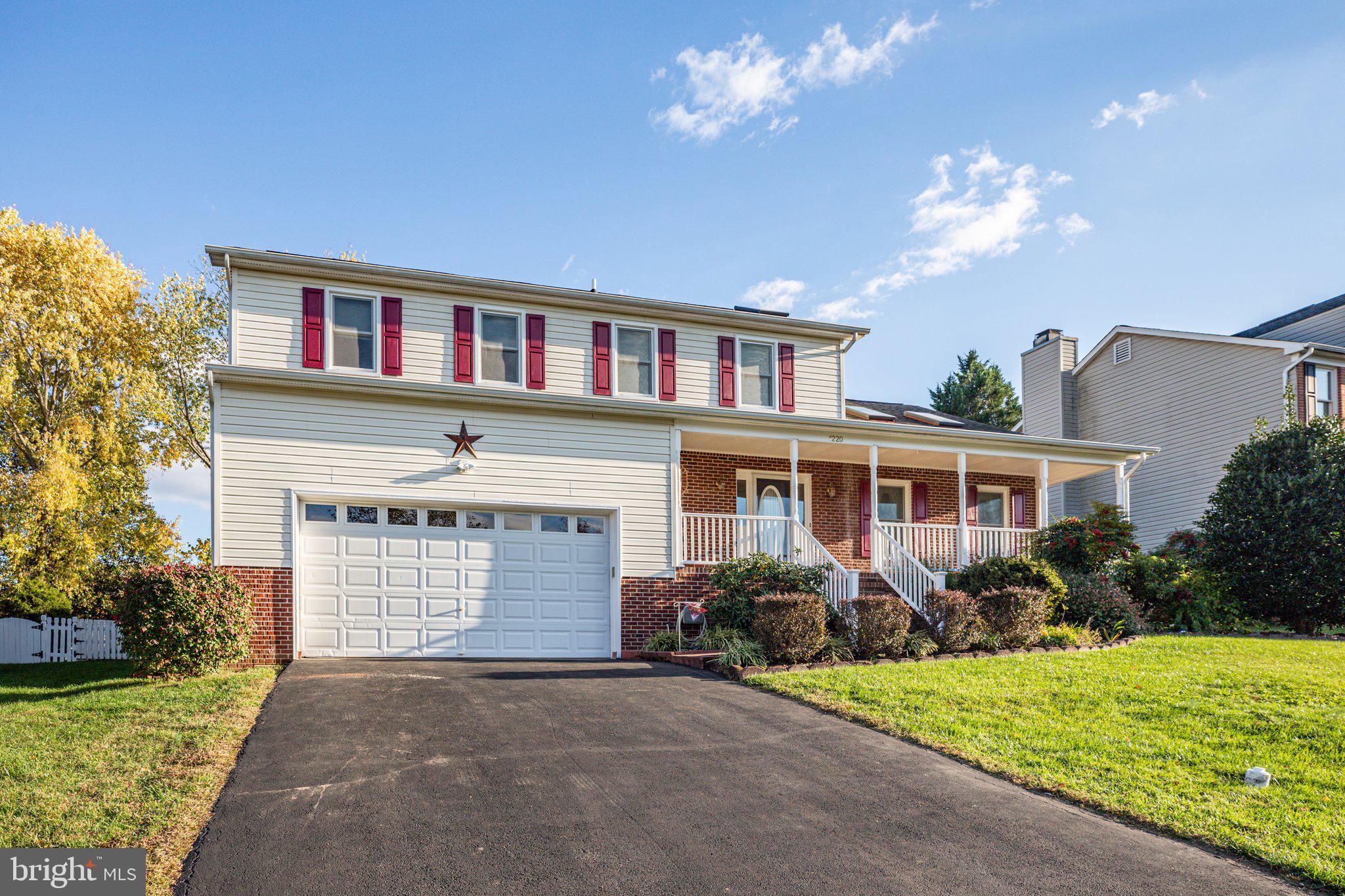 7220 LORD BARTON DRIVE