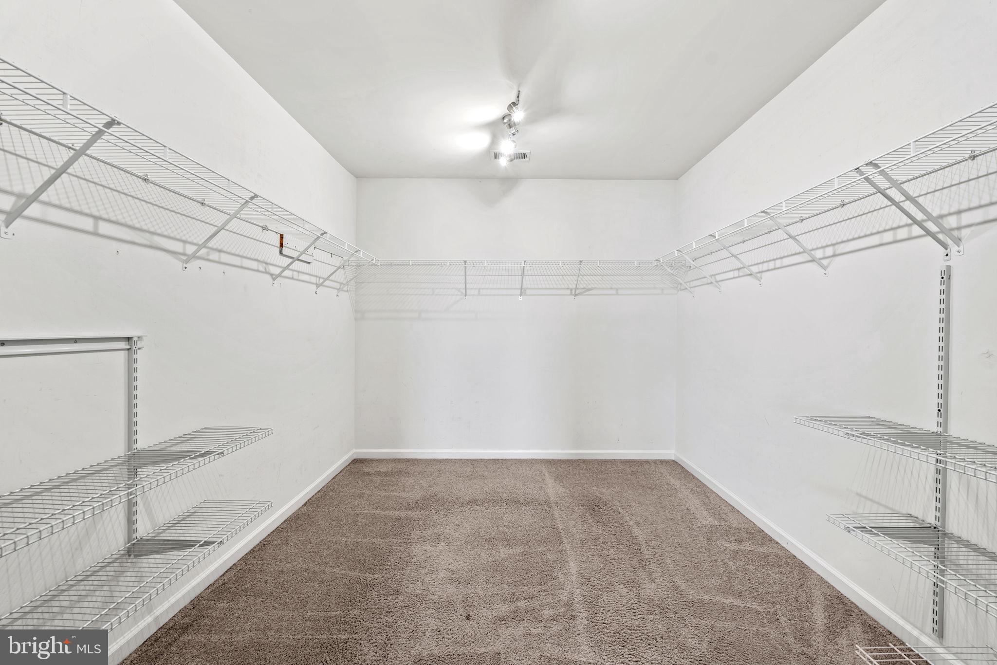 5404 JOSHUA TREE CIRCLE