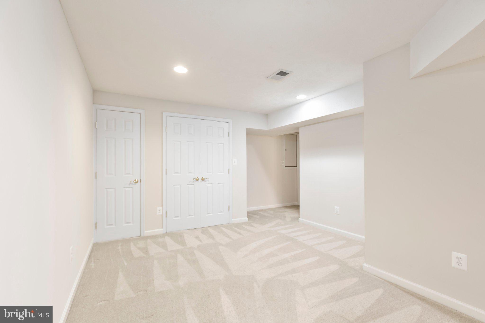 10301 Colechester St