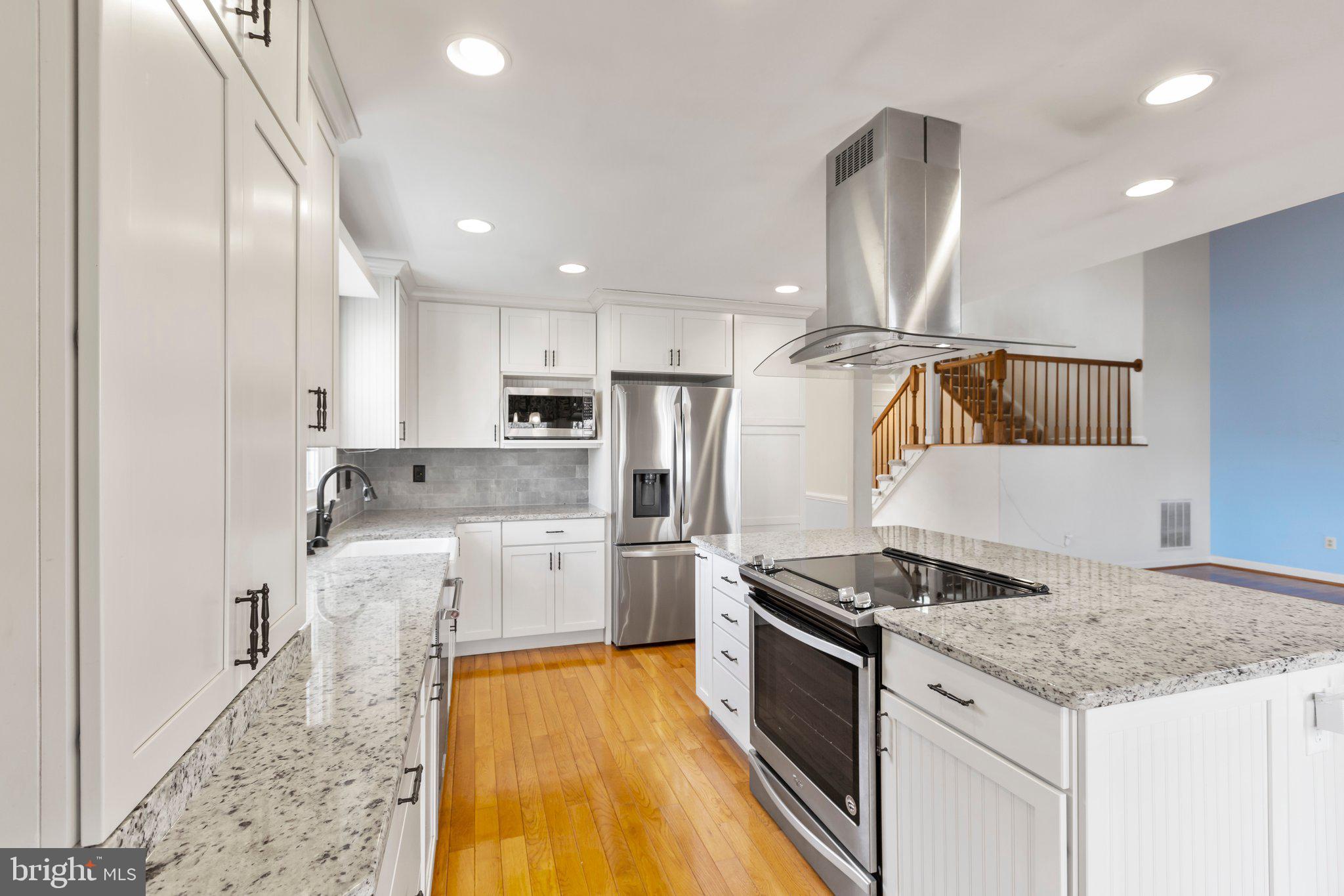 10301 Colechester St