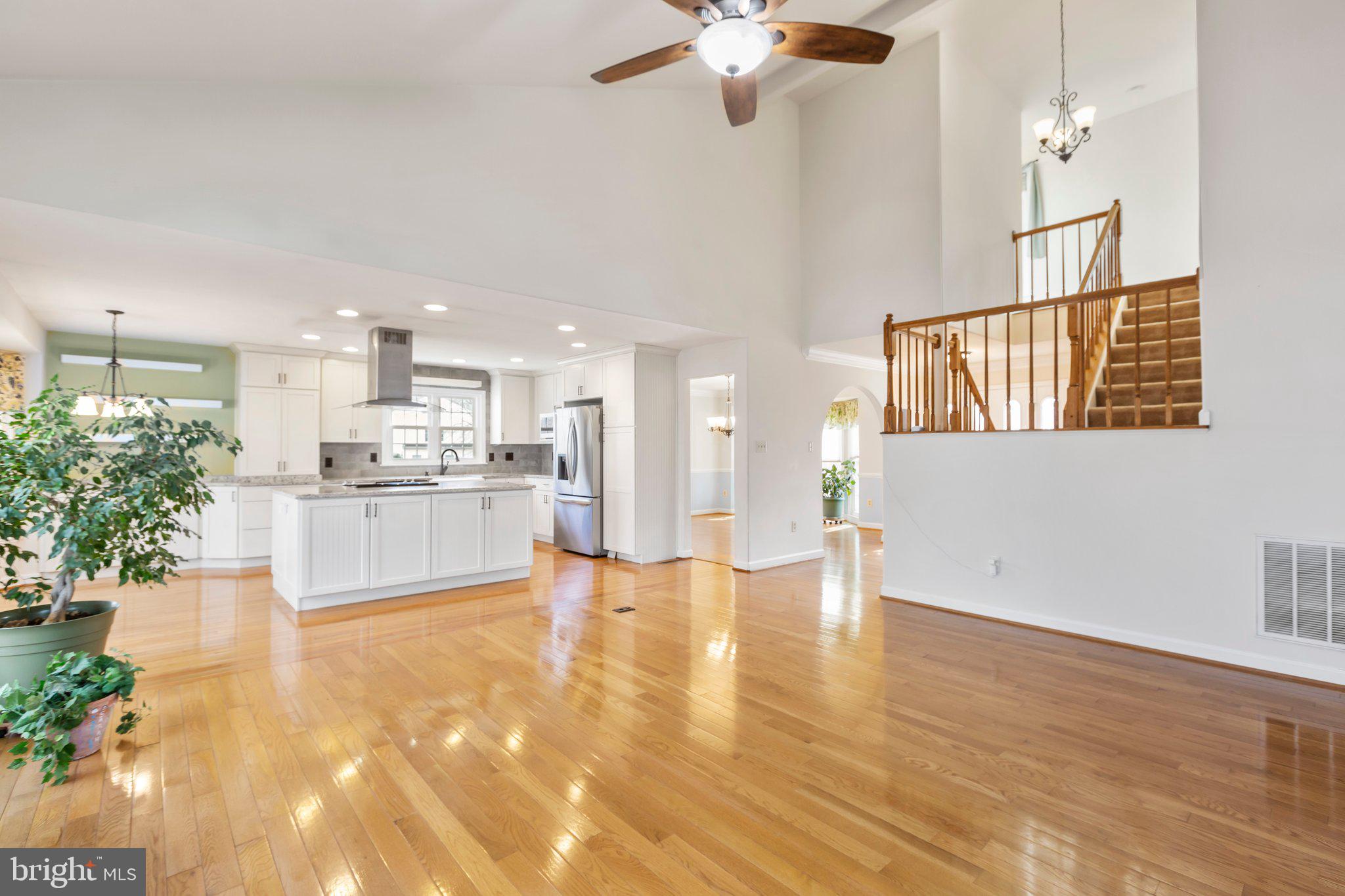 10301 Colechester St