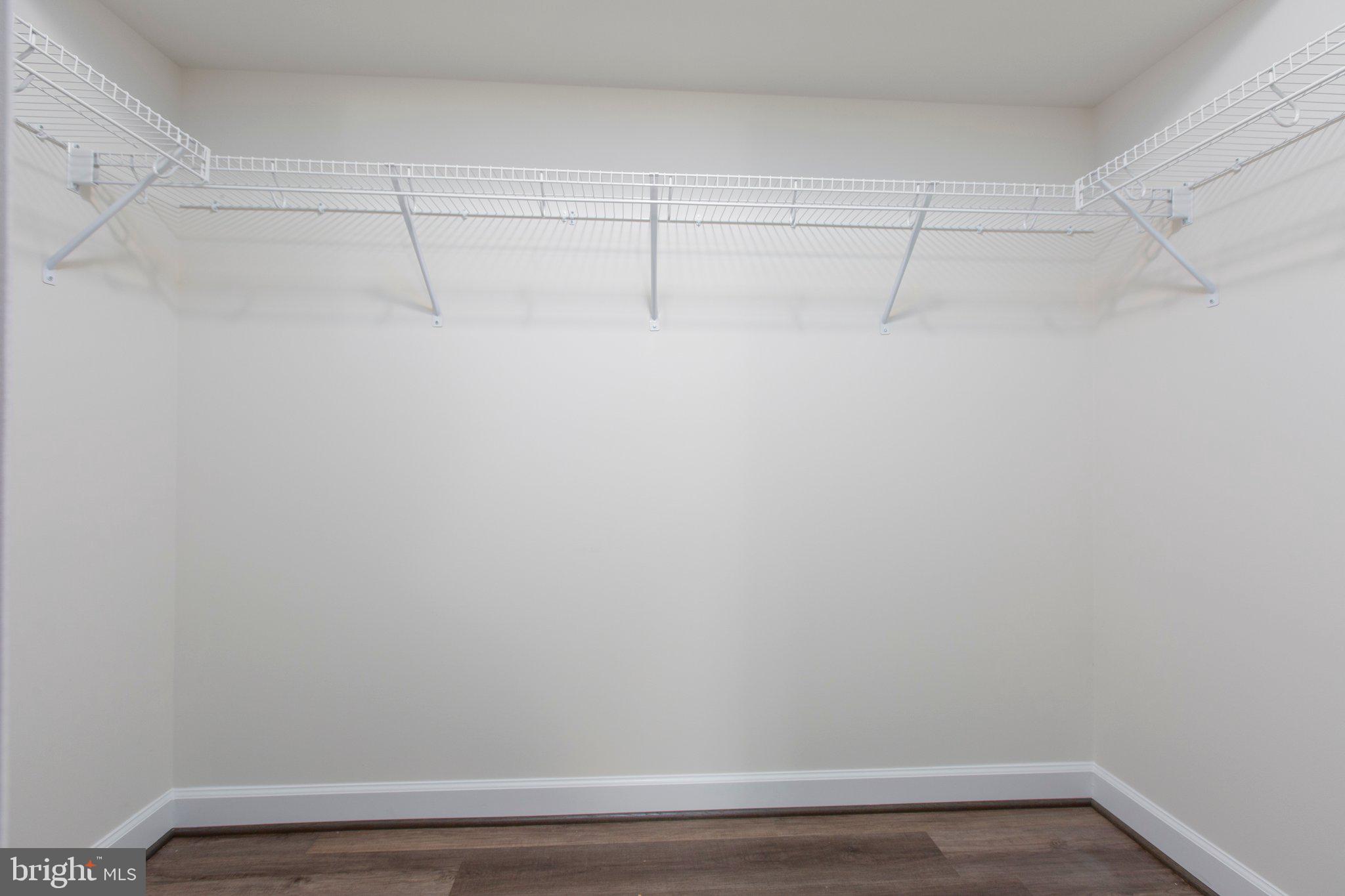 10214 EDINBURGH DRIVE