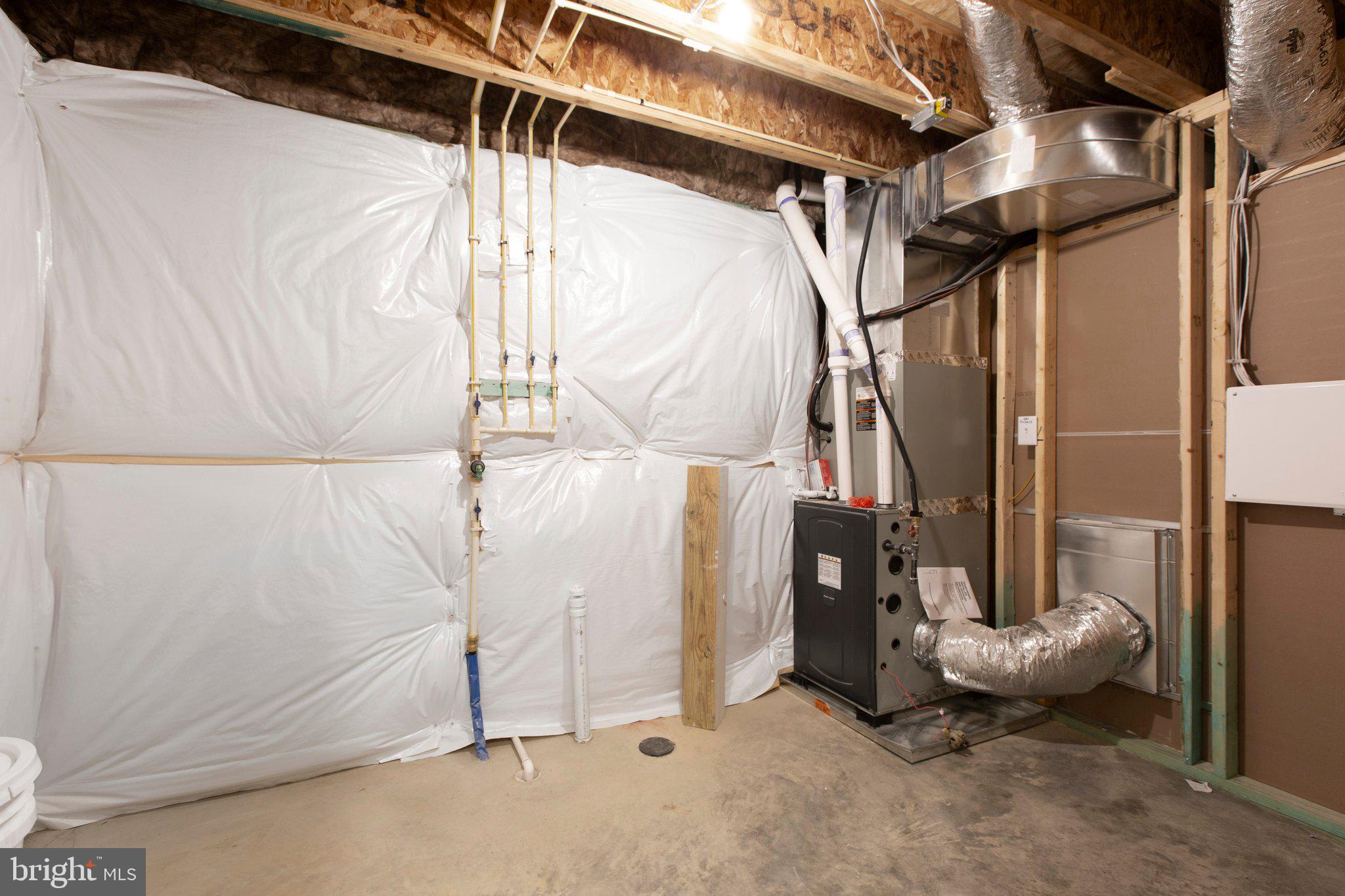 10214 EDINBURGH DRIVE