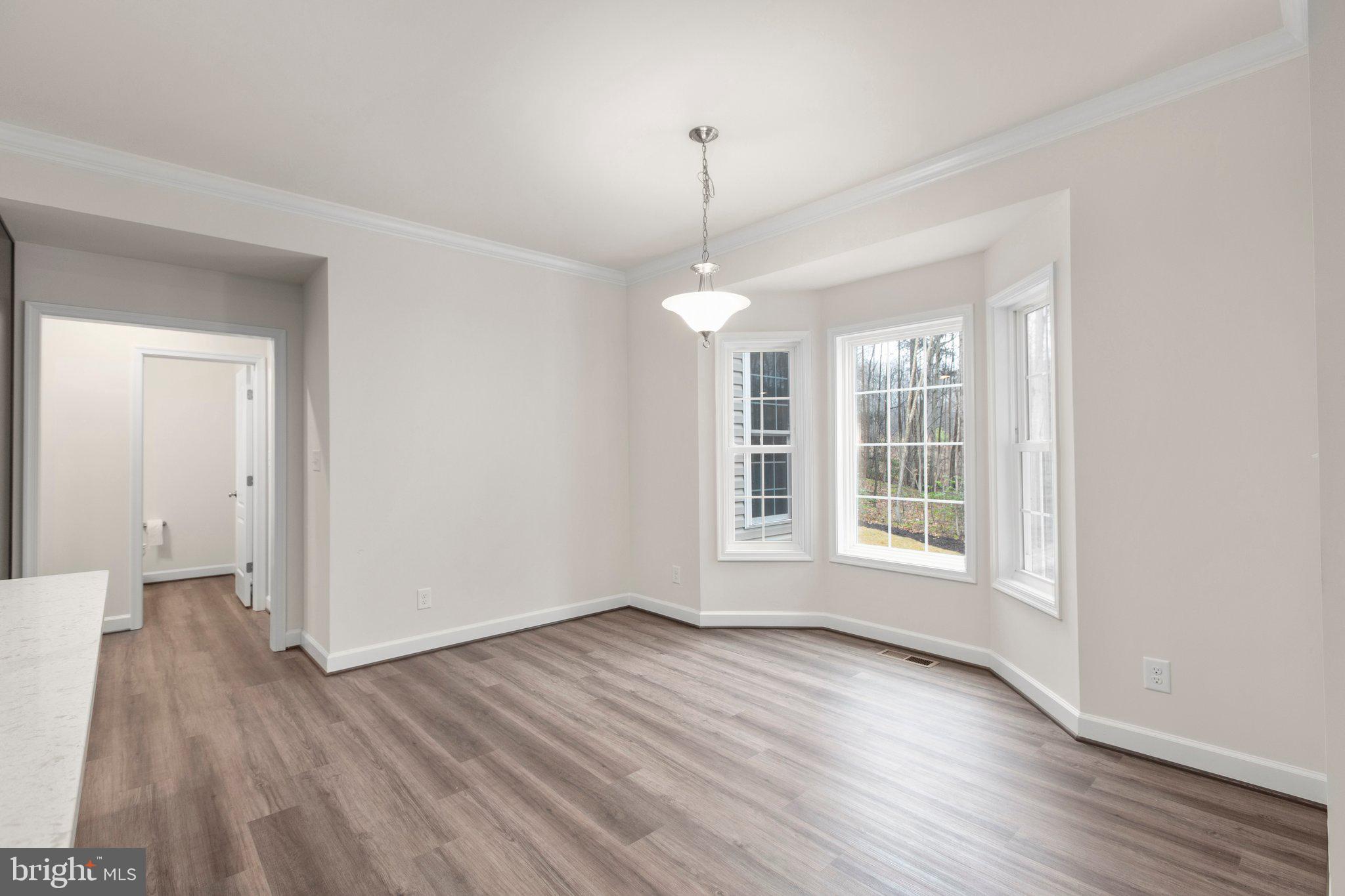 10214 EDINBURGH DRIVE