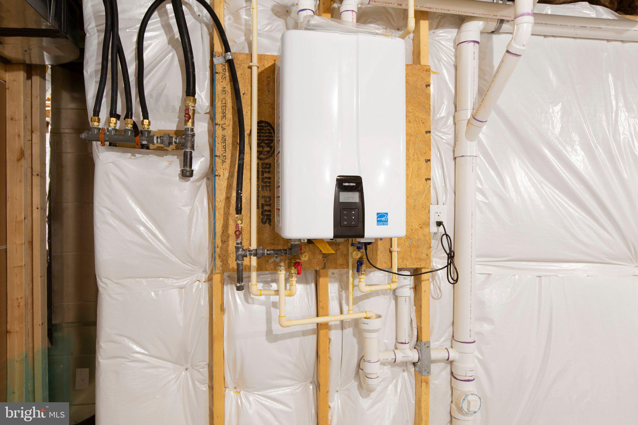 10214 EDINBURGH DRIVE