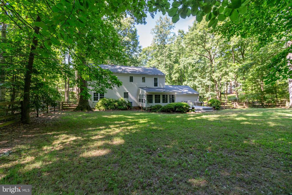 109 BROADFIELD LANE