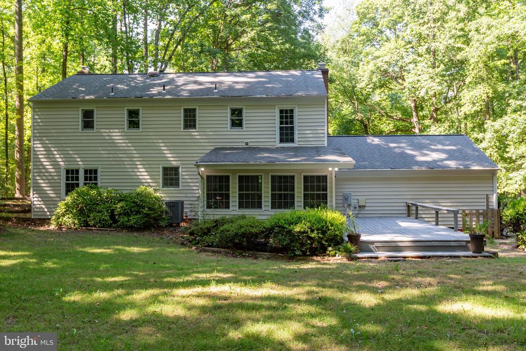 109 BROADFIELD LANE