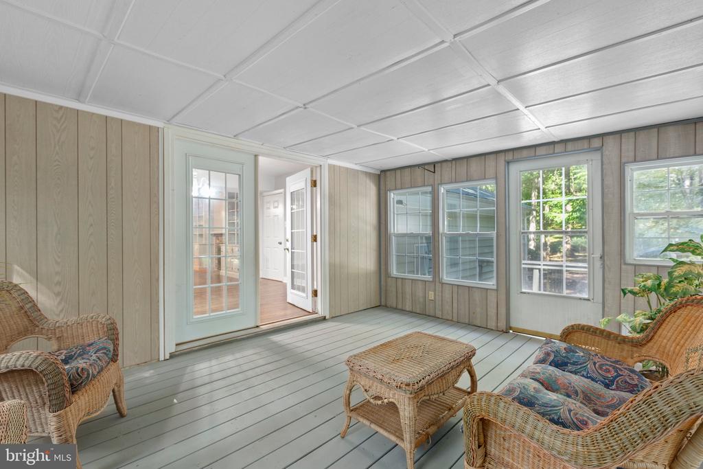 109 BROADFIELD LANE