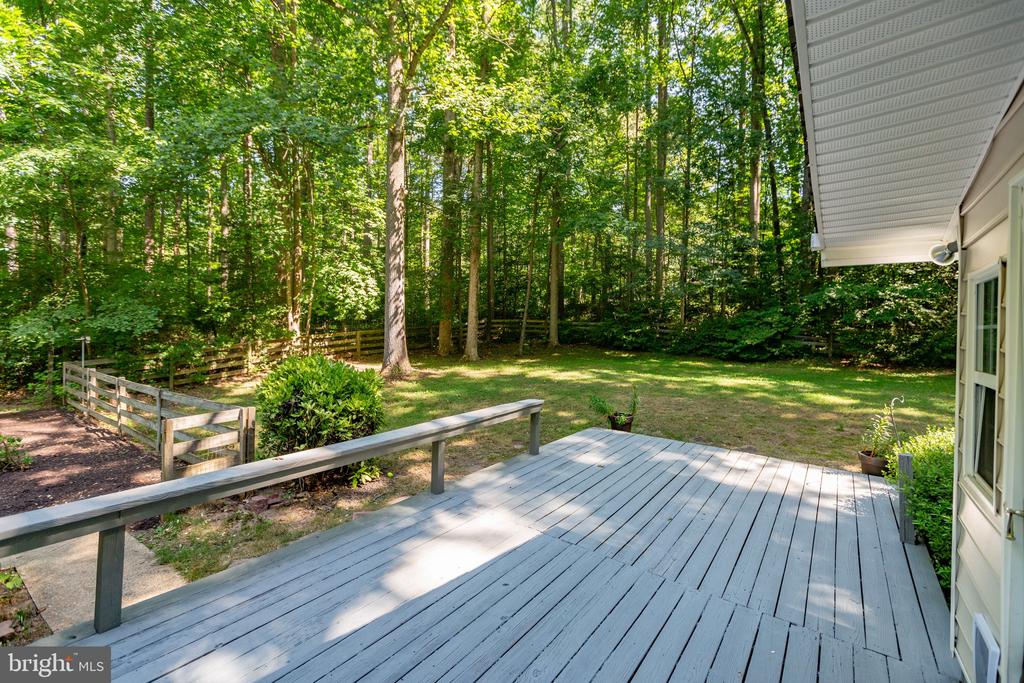 109 BROADFIELD LANE