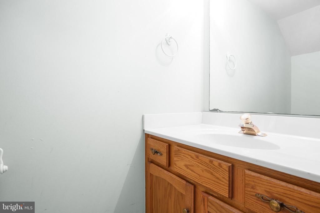 9901 Dominion Forest Cir