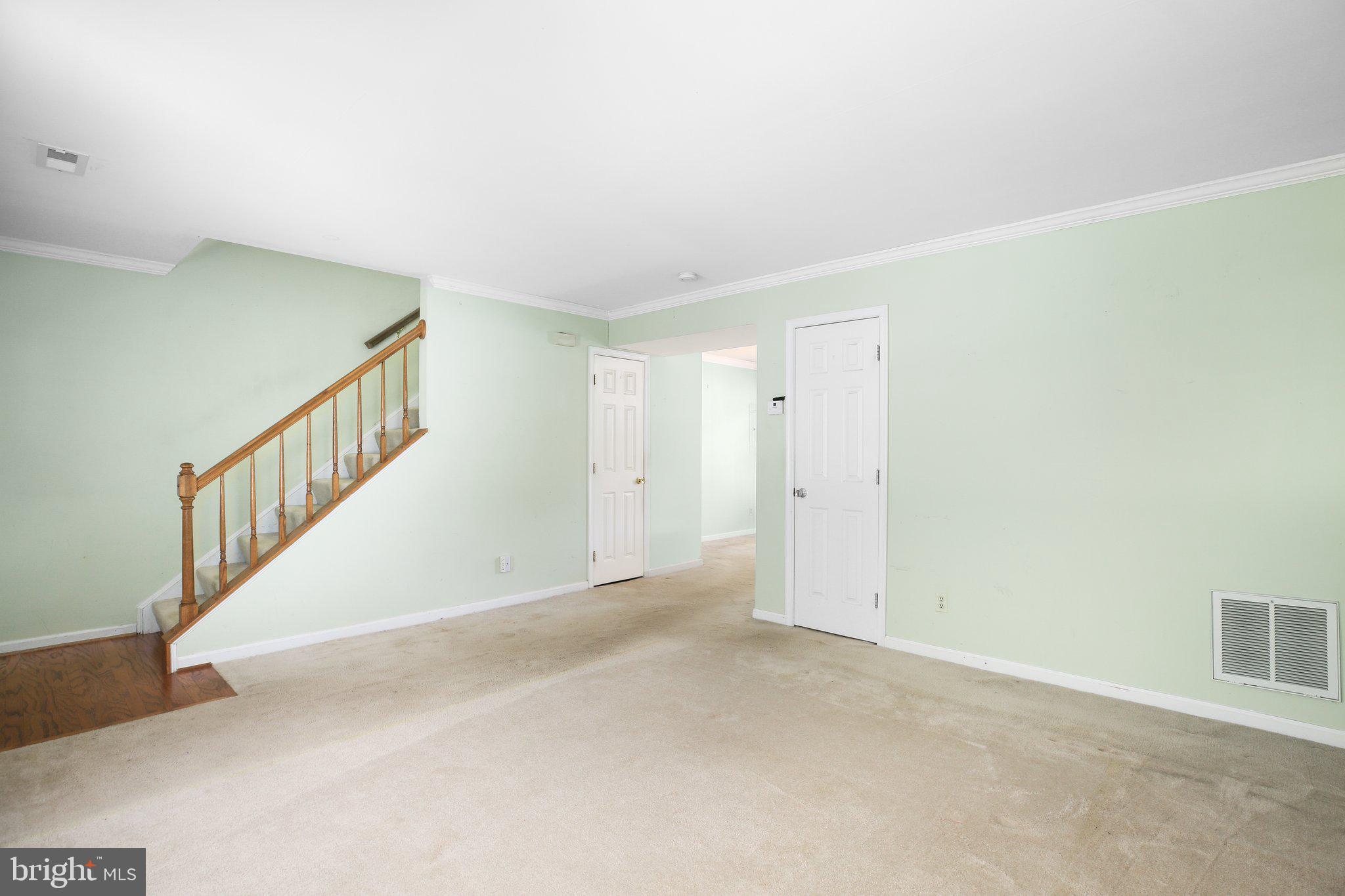 9901 Dominion Forest Cir