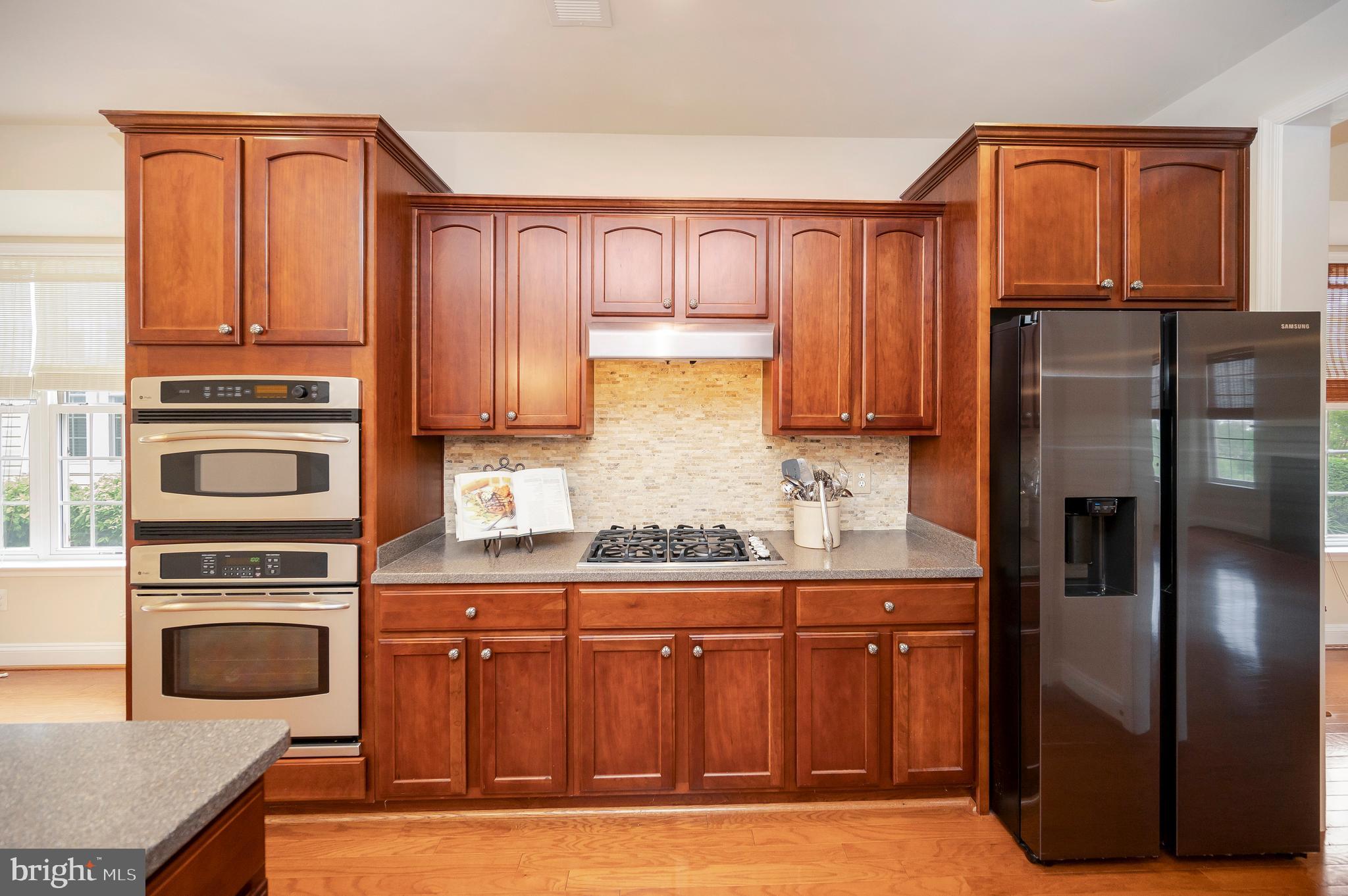 5702 W KESSLERS CROSSING