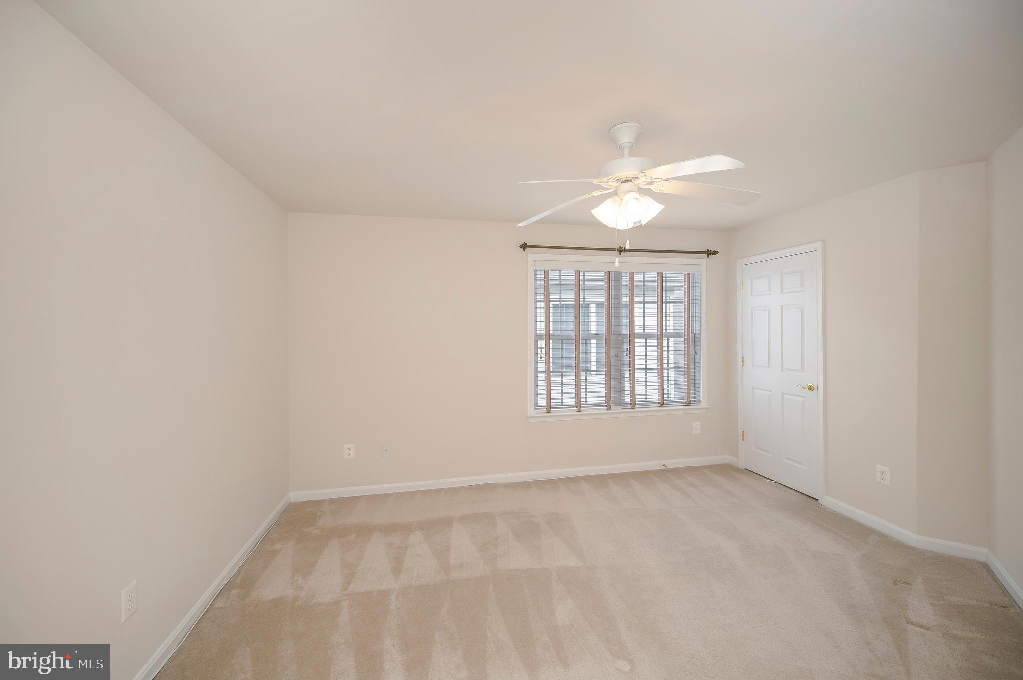 5702 W KESSLERS CROSSING