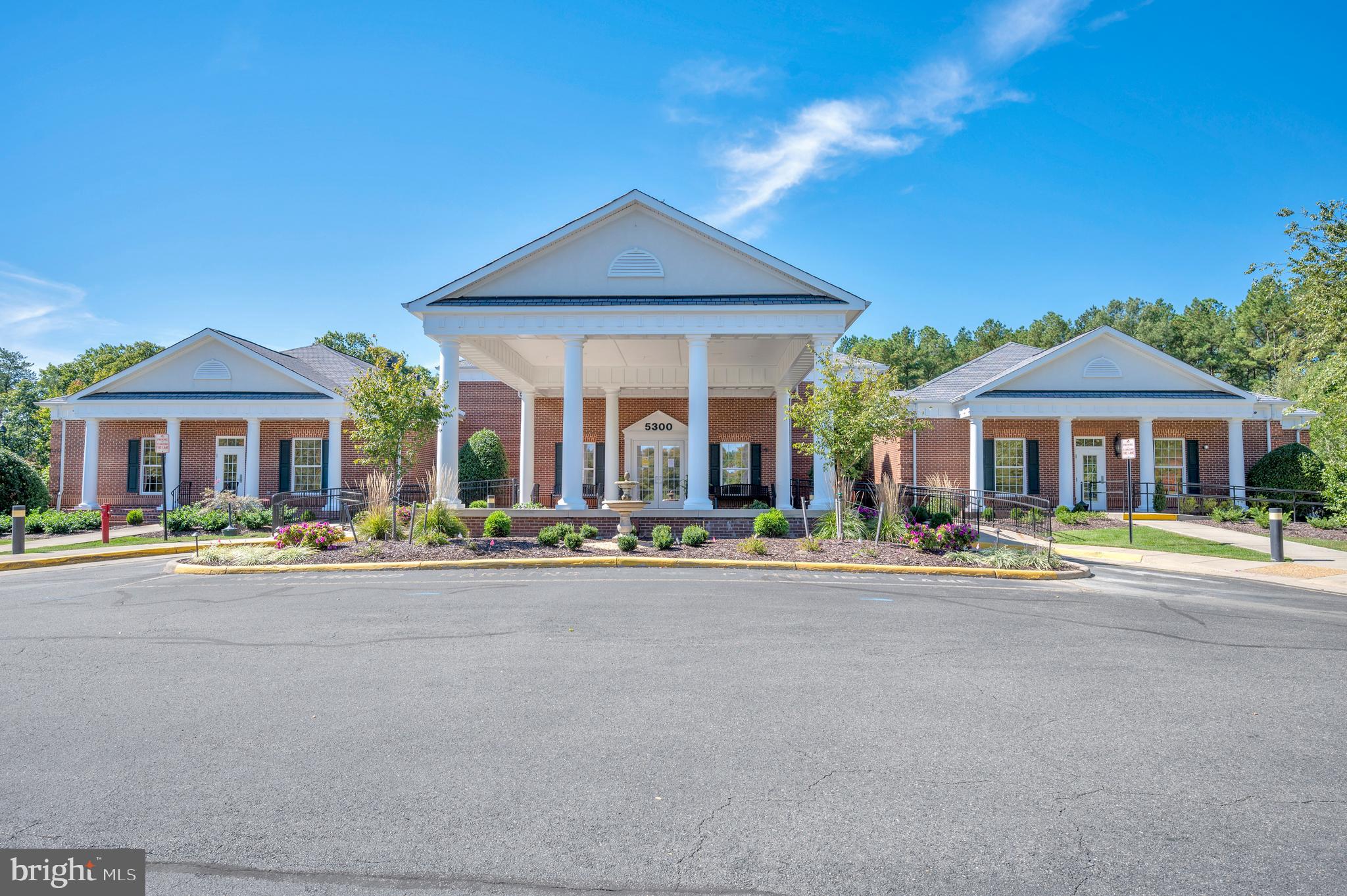 5702 W KESSLERS CROSSING