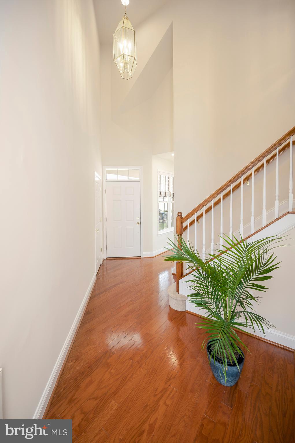 5702 W KESSLERS CROSSING