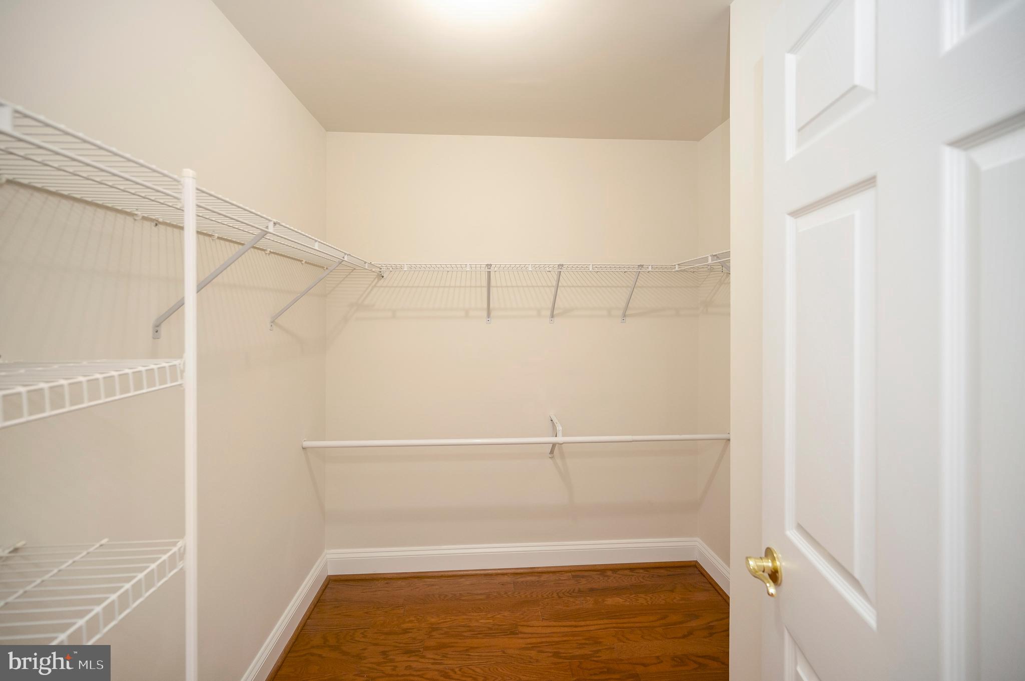 5702 W KESSLERS CROSSING