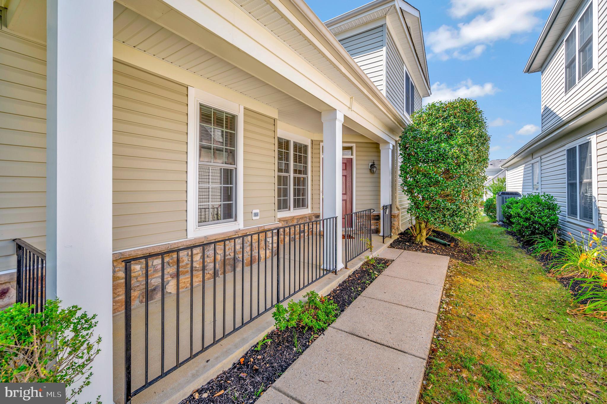 5702 W KESSLERS CROSSING