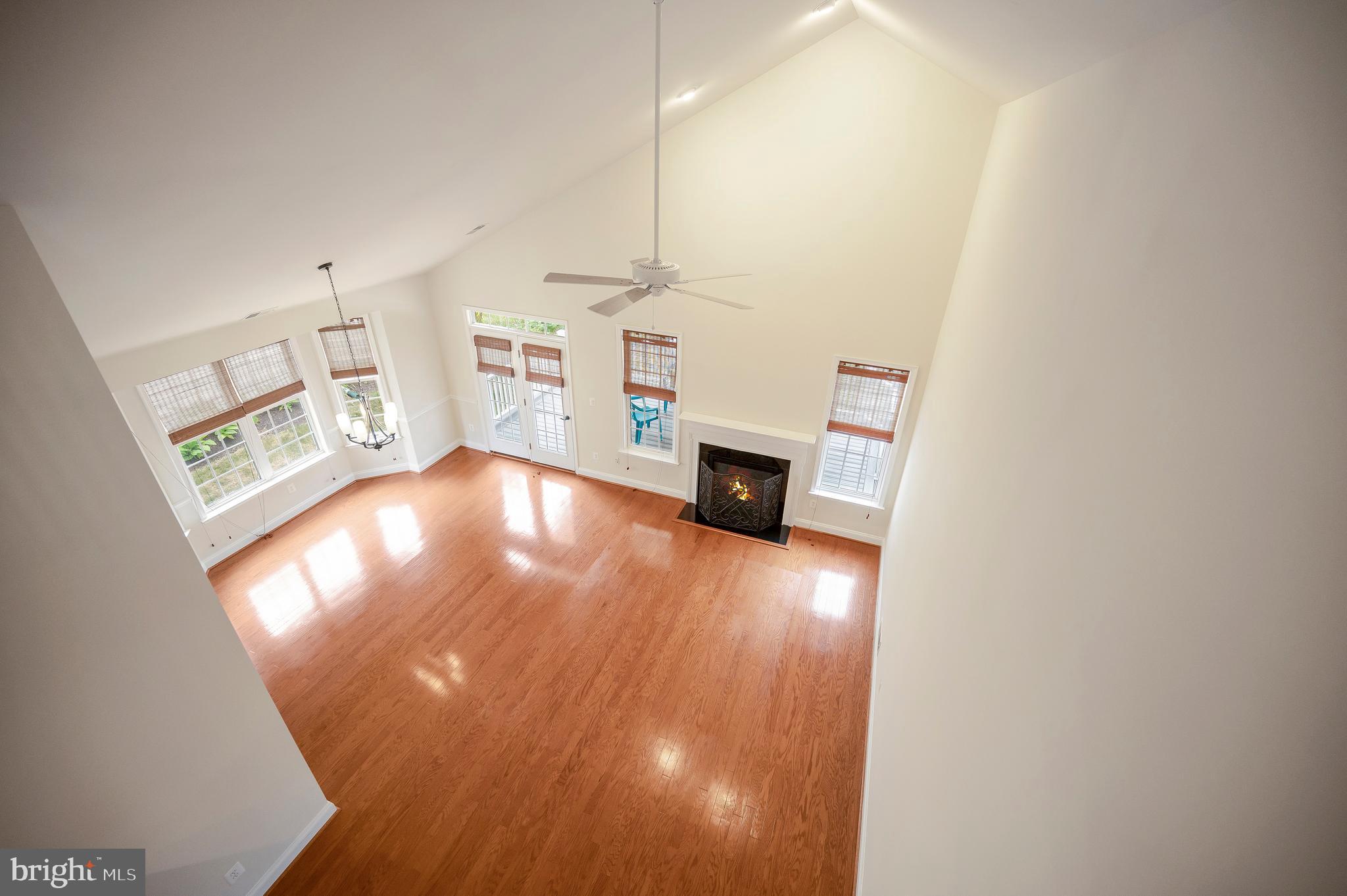 5702 W KESSLERS CROSSING