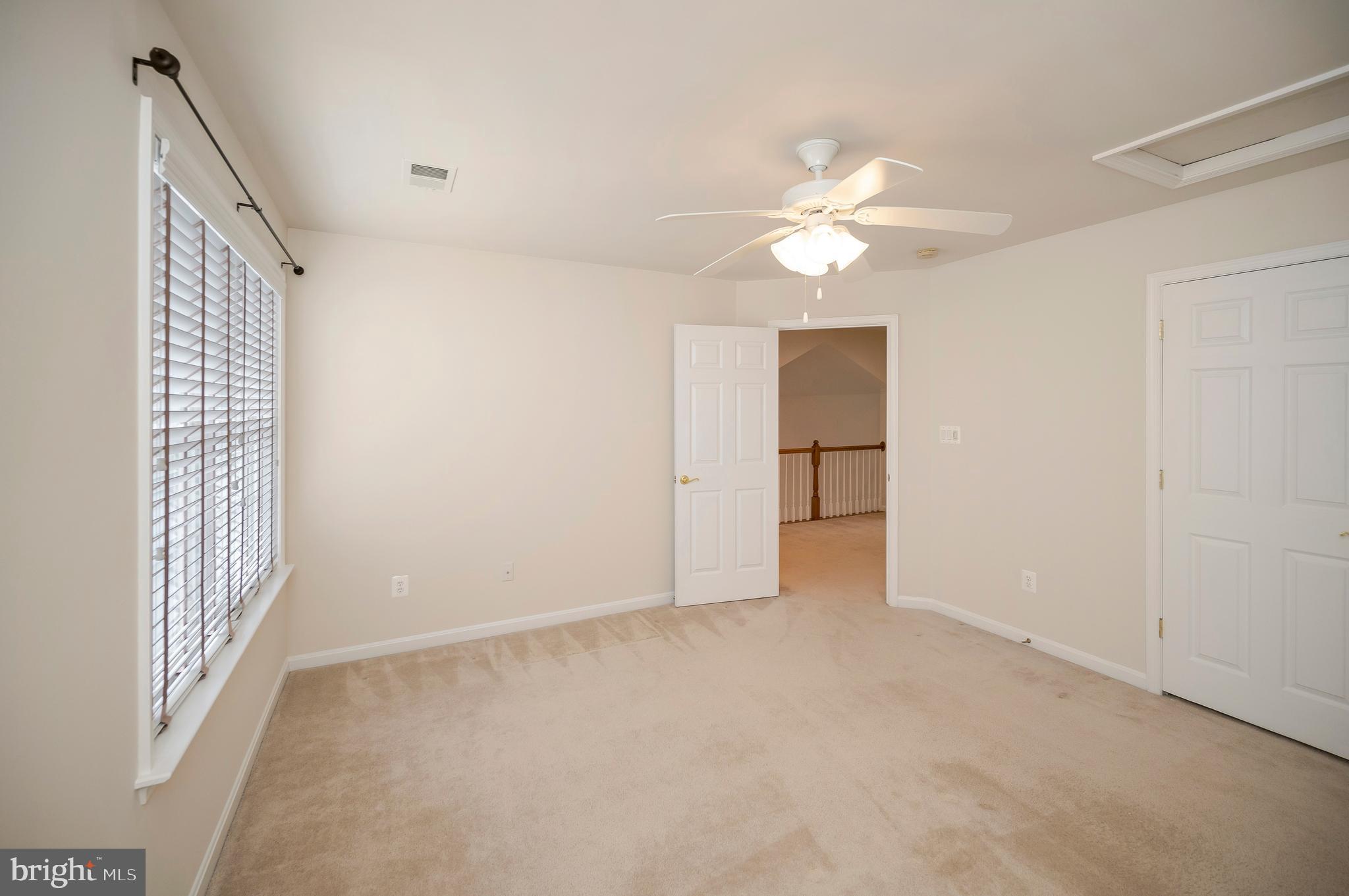 5702 W KESSLERS CROSSING