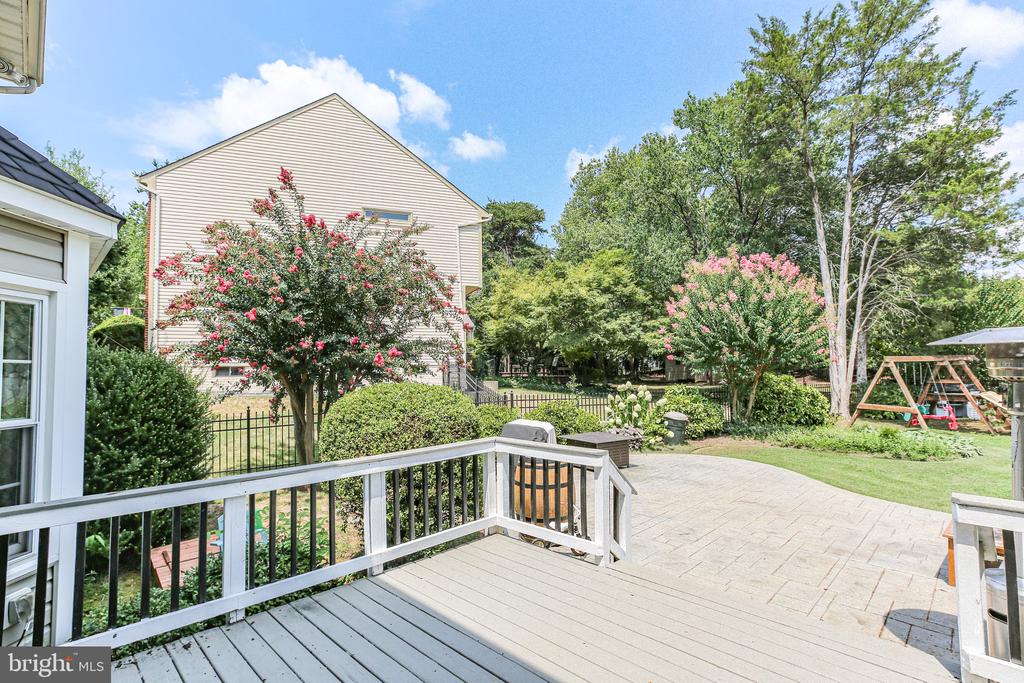 10401 AMHERST CIRCLE