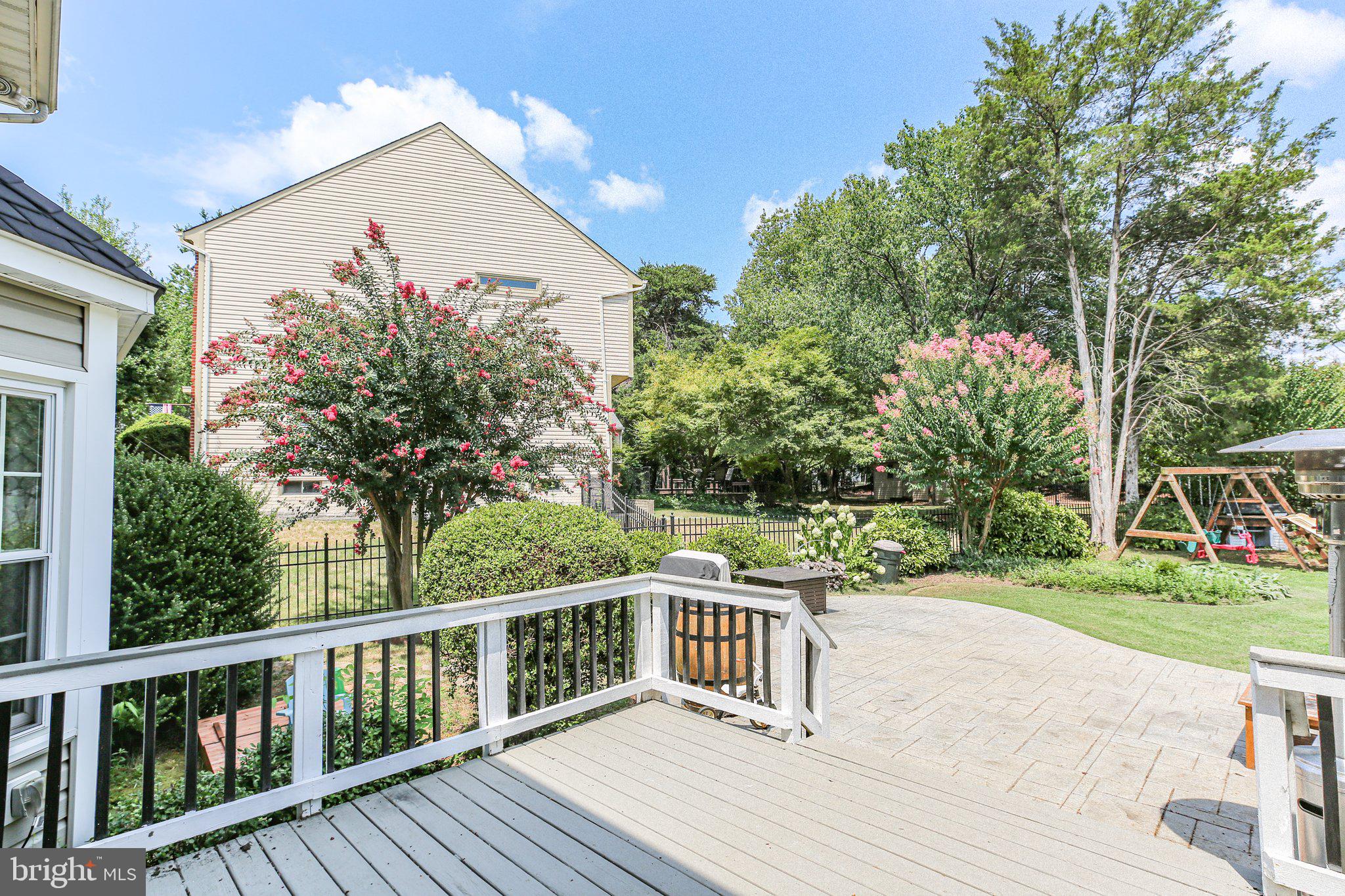 10401 AMHERST CIRCLE