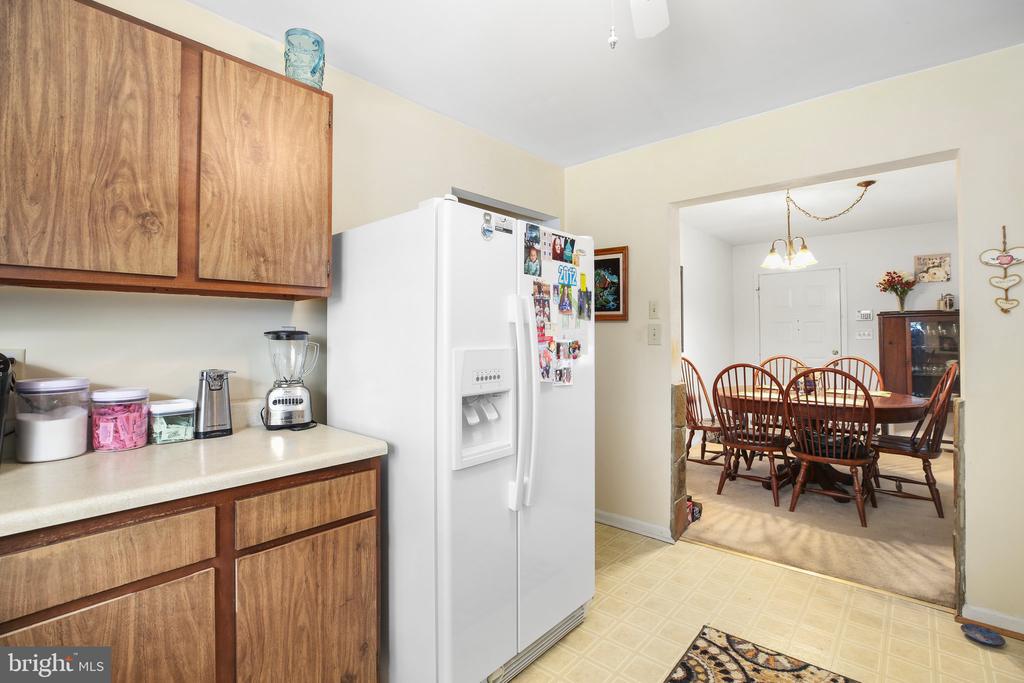 319 MADEN STREET
