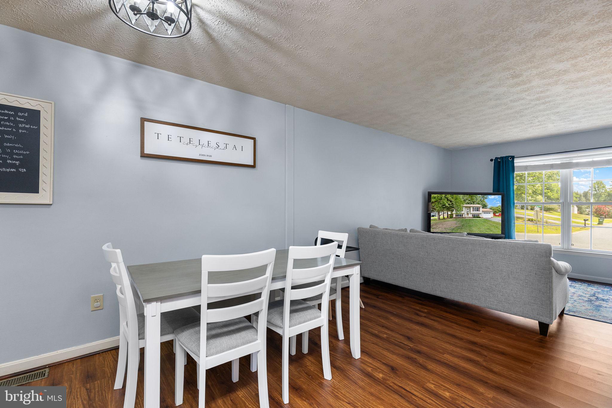 7213 STONE CROSSING DRIVE