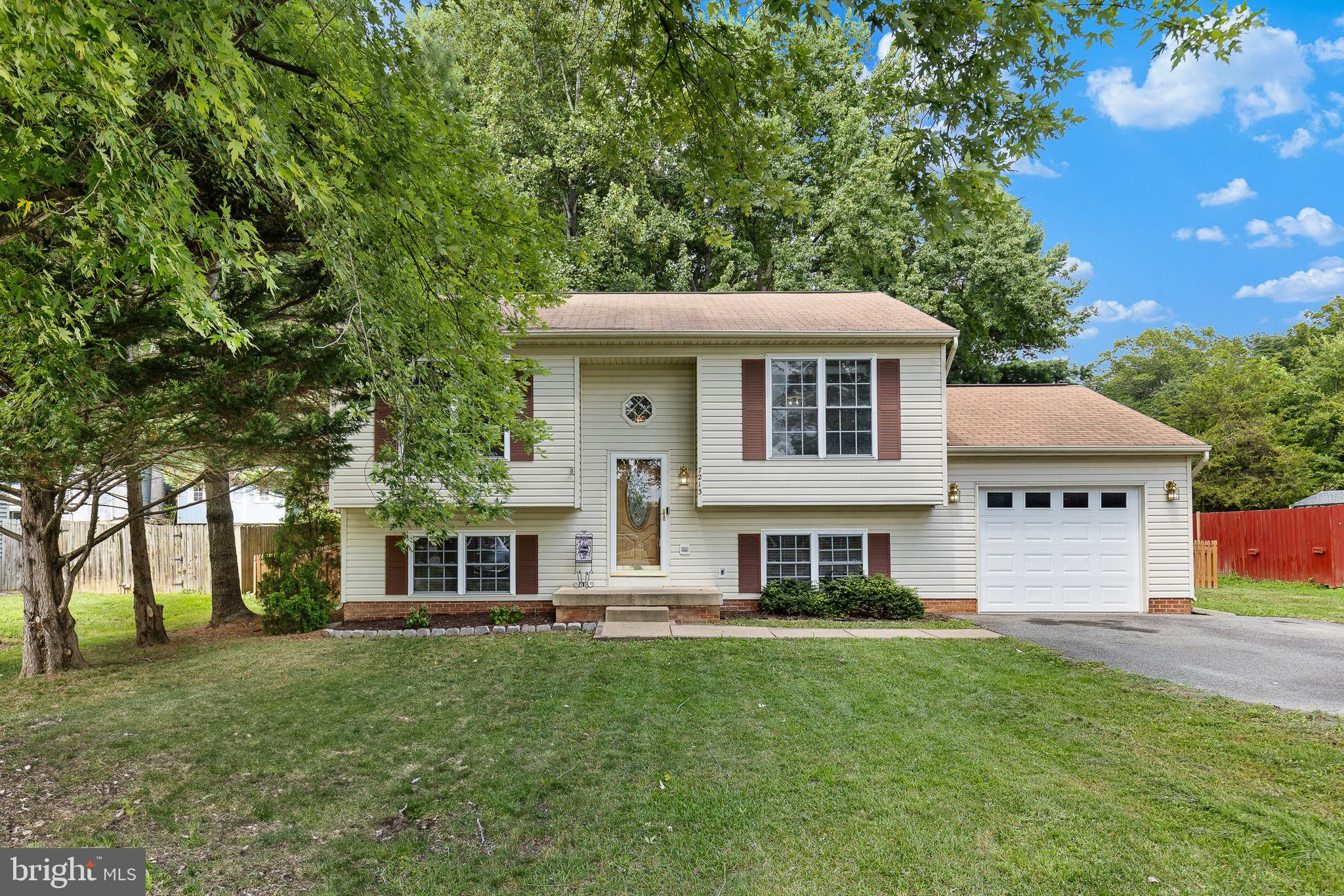 7213 STONE CROSSING DRIVE