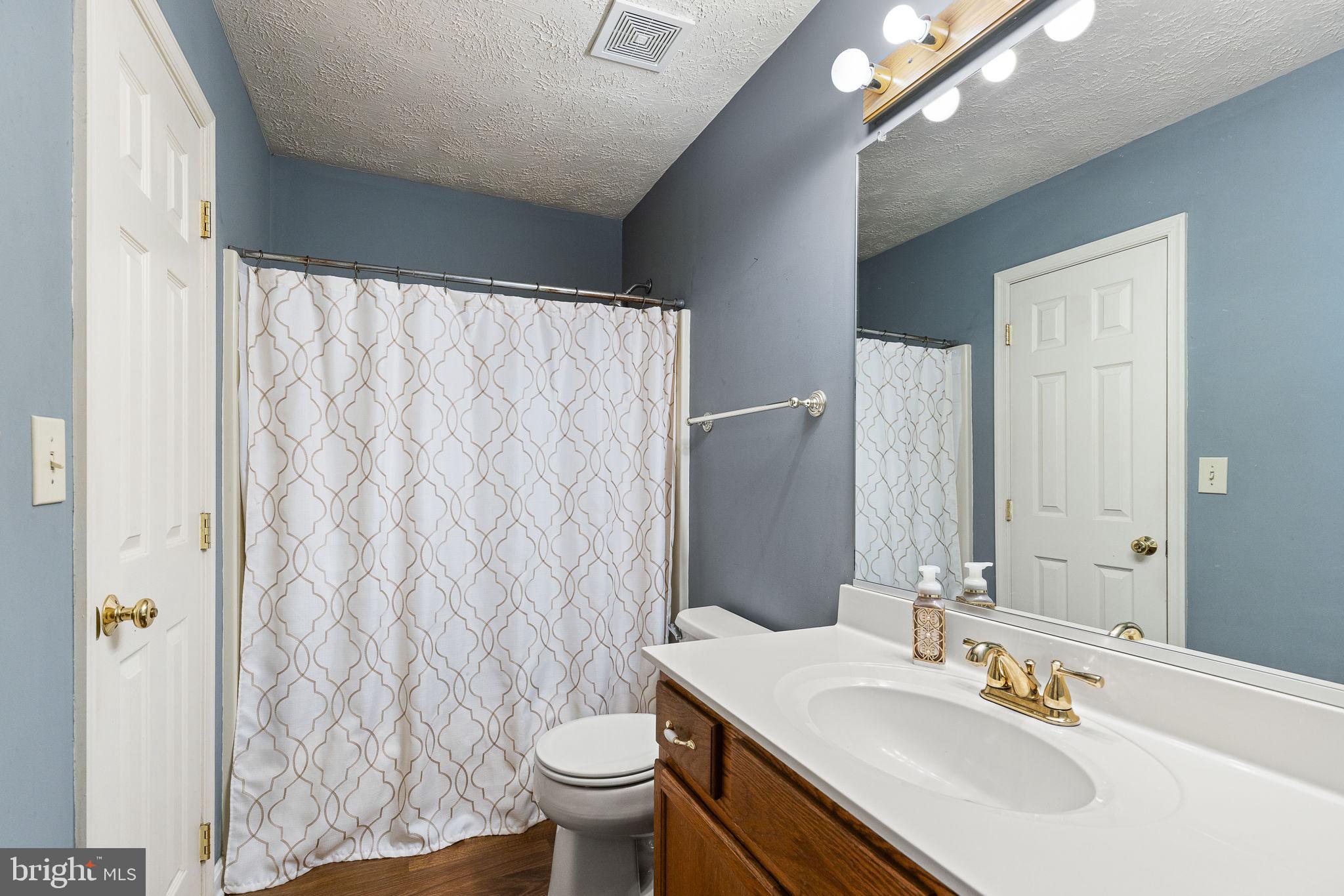 7213 STONE CROSSING DRIVE