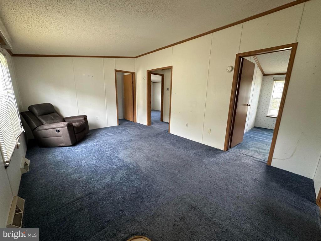 9225 LAWYERS ROAD