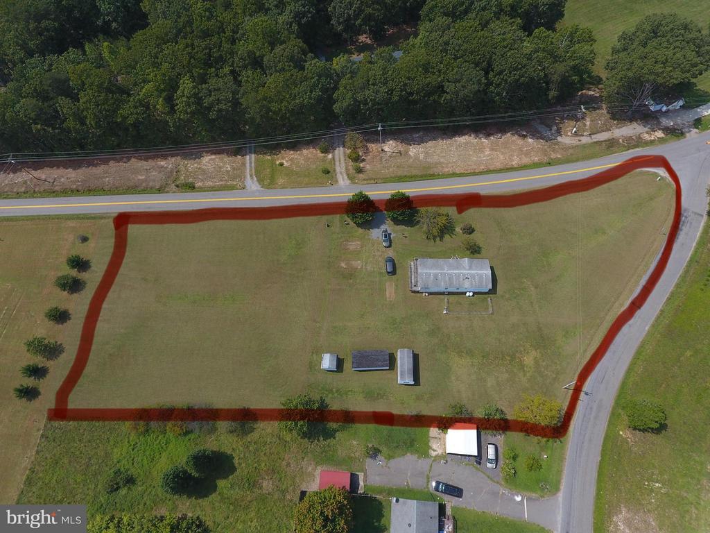 9225 LAWYERS ROAD