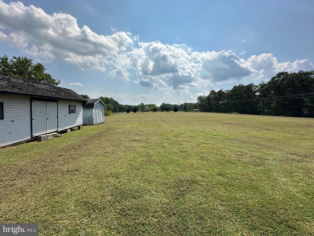 9225 LAWYERS ROAD