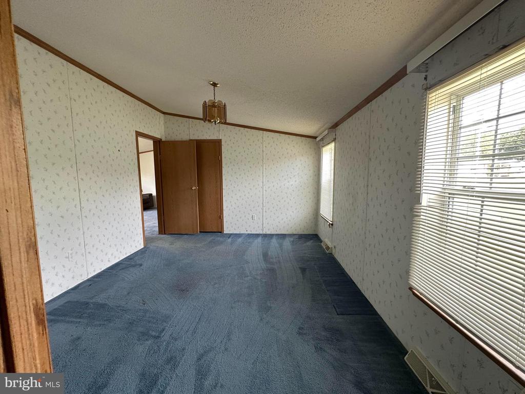 9225 LAWYERS ROAD