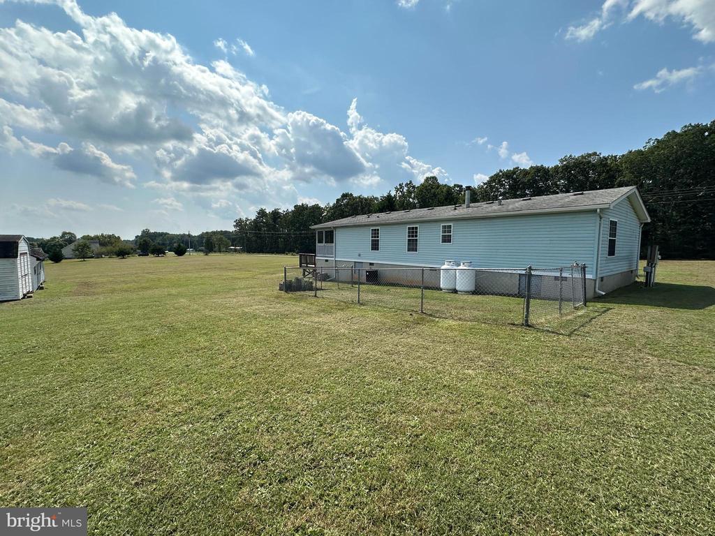 9225 LAWYERS ROAD