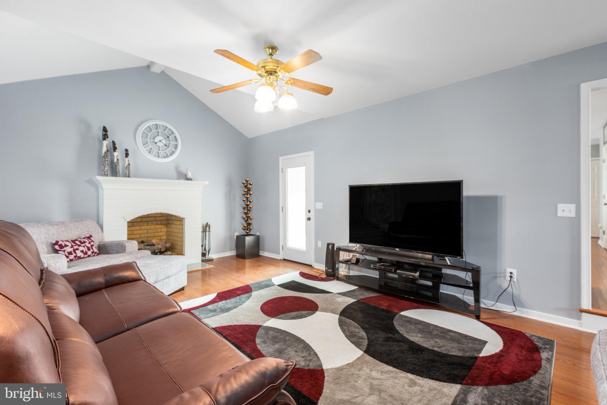 6816 Red Rose Village Dr