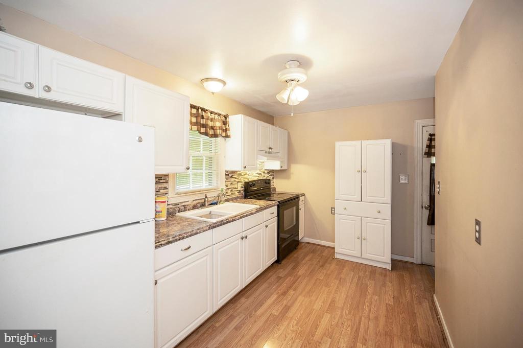 3948 MINE ROAD
