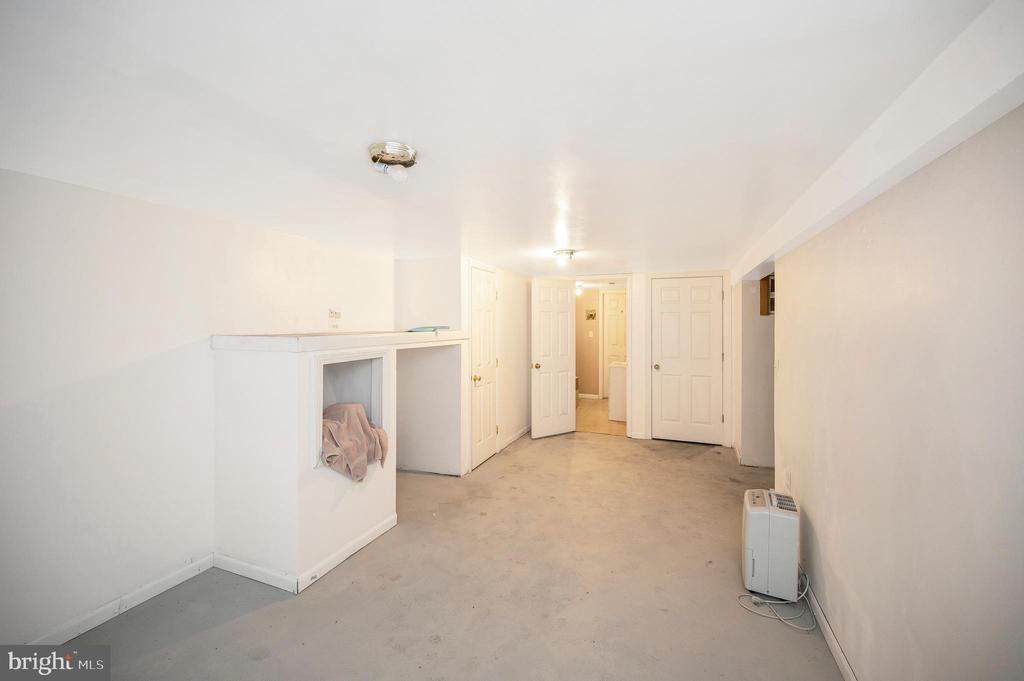 3948 MINE ROAD