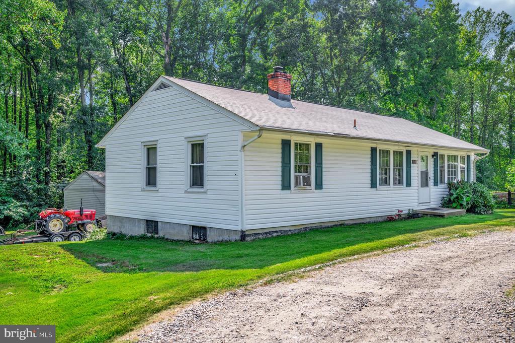 3948 MINE ROAD