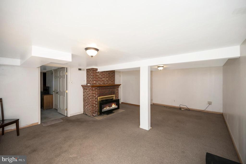 3948 MINE ROAD