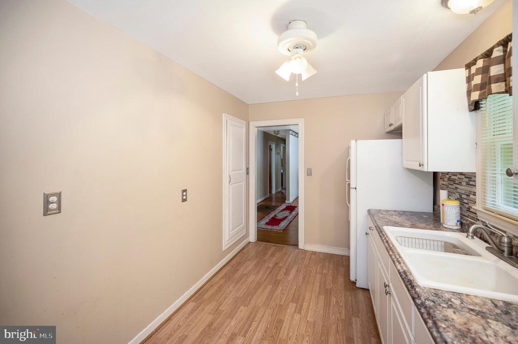 3948 MINE ROAD