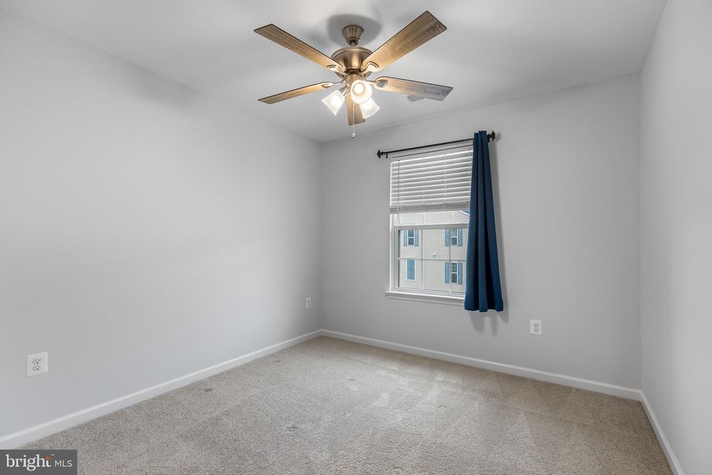 9802 CEDARMASS CIRCLE