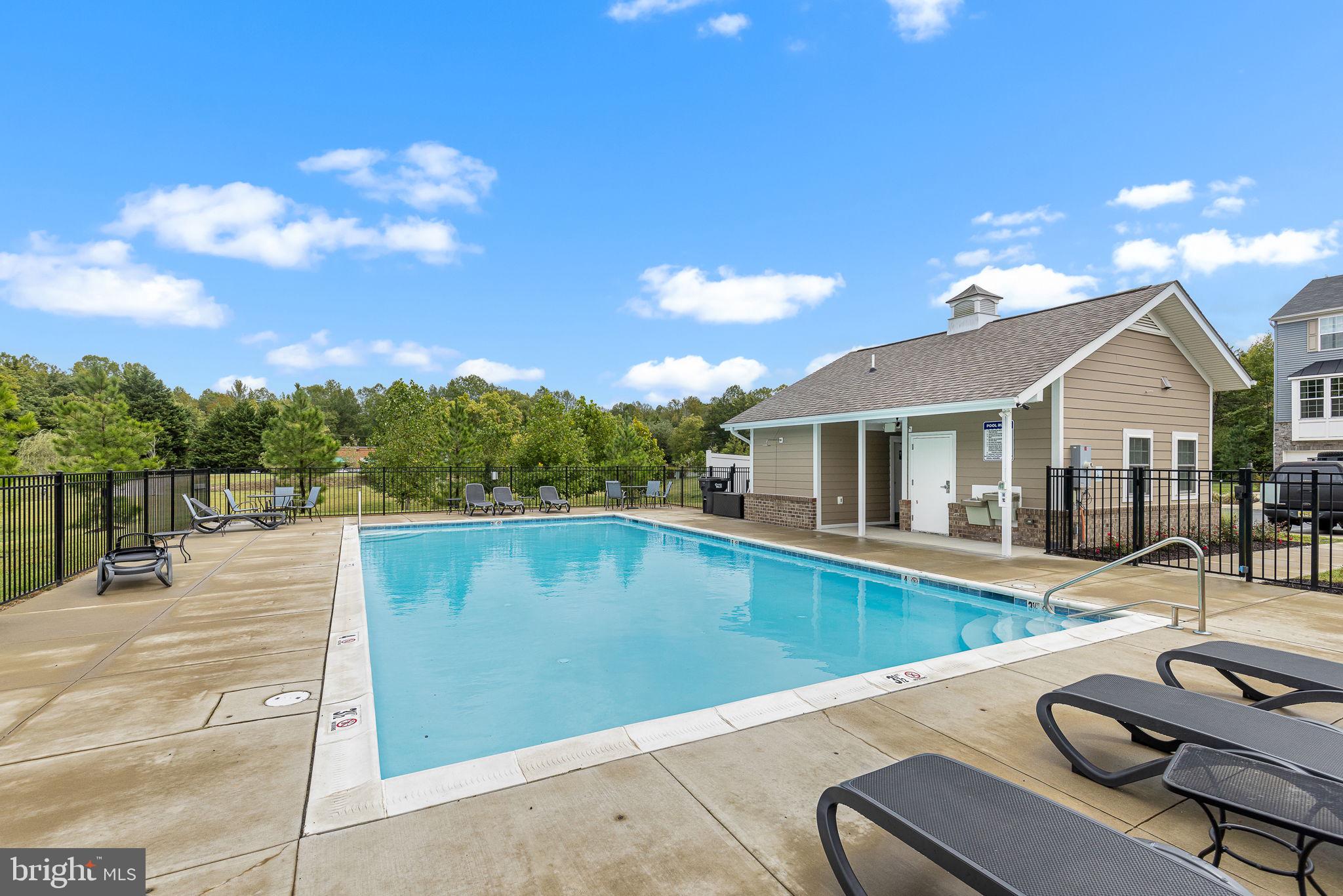 9802 CEDARMASS CIRCLE